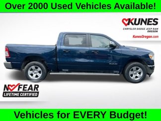 Used 2023 RAM 1500 4x4 Crew Cab image 1