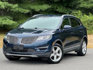 Used 2017 Lincoln MKC Premiere image 1