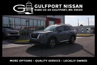New 2025 Nissan Pathfinder Platinum w/ Cargo Package image 1