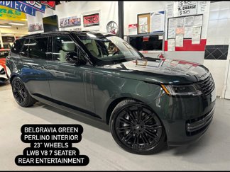 Used 2025 Land Rover Range Rover Long Wheelbase SE image 1