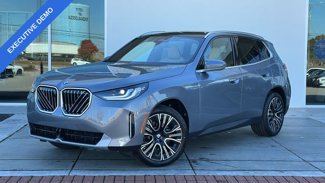 Used 2025 BMW X3 xDrive30i w/ Premium Package image 1