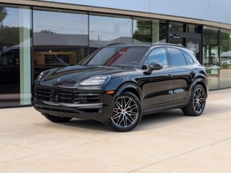 New 2025 Porsche Cayenne E-Hybrid image 1