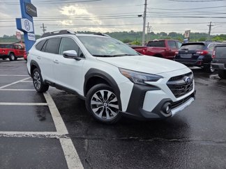 Used 2025 Subaru Outback Touring image 1