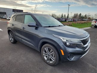 Used 2023 Kia Seltos S w/ Navigation Package image 1