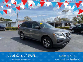 Used 2019 Nissan Pathfinder SL image 1