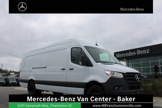 New 2025 Mercedes-Benz Sprinter 4500 image 1