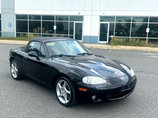 Used 2003 MAZDA MX-5 Miata image 1