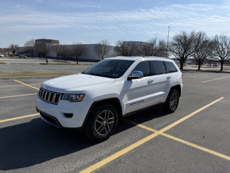 Used 2018 Jeep Grand Cherokee Limited image 1