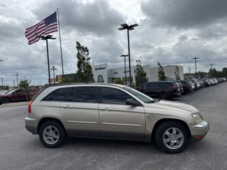 Used 2005 Chrysler Pacifica Touring image 1
