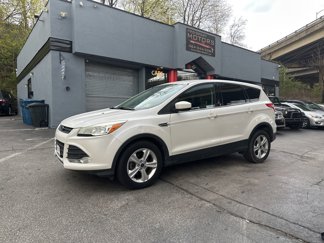 Used 2014 Ford Escape SE image 1
