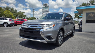 Used 2018 Mitsubishi Outlander ES image 1