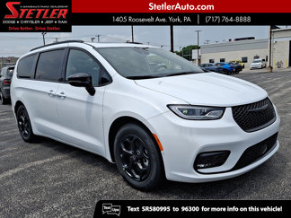 New 2025 Chrysler Pacifica Premium image 1
