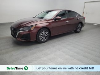 Used 2023 Nissan Altima 2.5 SV image 1