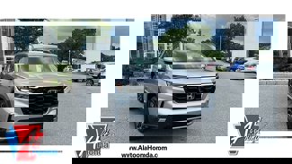 New 2025 Honda Pilot Touring image 1