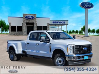 New 2025 Ford F350 XL image 1