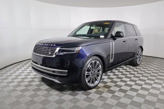New 2025 Land Rover Range Rover SE image 1