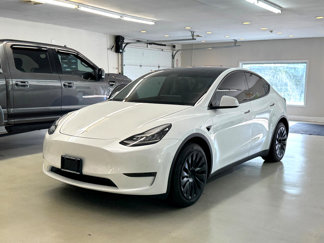 Used 2020 Tesla Model Y Long Range image 1