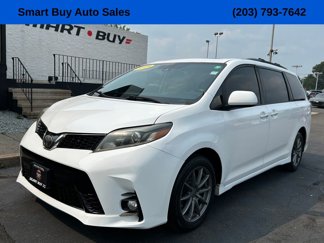 Used 2019 Toyota Sienna SE image 1