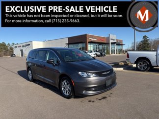 Certified 2023 Chrysler Voyager LX image 1