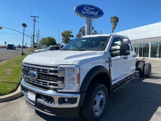 New 2025 Ford F550 4x4 Crew Cab Super Duty image 1