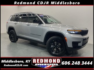 New 2025 Jeep Grand Cherokee L Laredo image 1