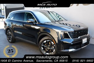 Used 2024 Kia Sorento S image 1
