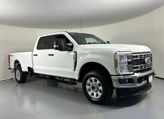 Used 2024 Ford F250 XLT image 1