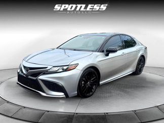 Used 2022 Toyota Camry XSE image 1