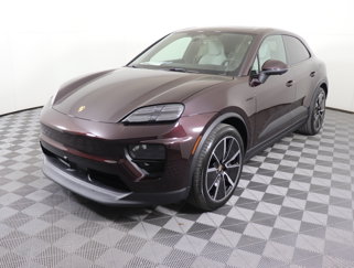 Used 2025 Porsche Macan 4S Electric image 1