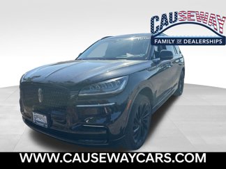 Used 2023 Lincoln Aviator Reserve w/ Equipment Group 201A image 1