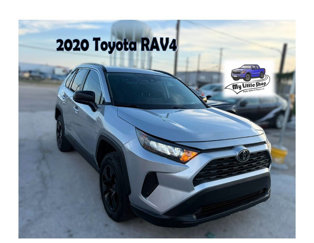 Used 2020 Toyota RAV4 LE image 1