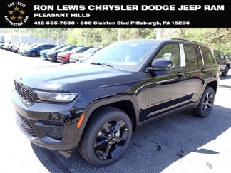 New 2025 Jeep Grand Cherokee Altitude image 1