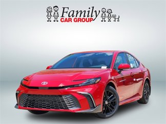 New 2025 Toyota Camry SE image 1