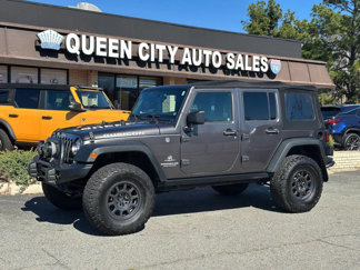 Used 2016 Jeep Wrangler Unlimited Rubicon w/ Connectivity Group image 1