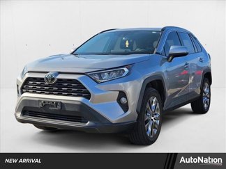 Used 2020 Toyota RAV4 XLE Premium image 1