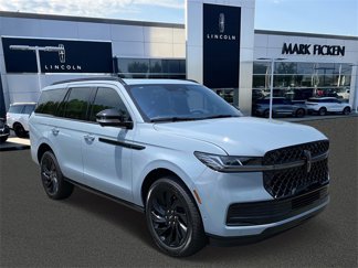 New 2025 Lincoln Navigator Reserve image 1