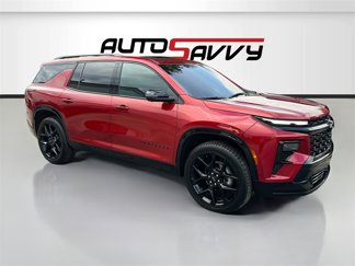 Used 2024 Chevrolet Traverse RS image 1