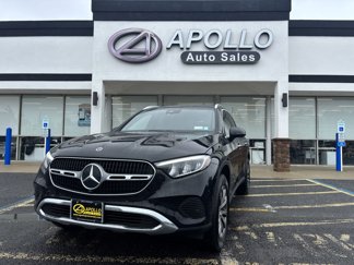 Used 2024 Mercedes-Benz GLC 300 4MATIC image 1