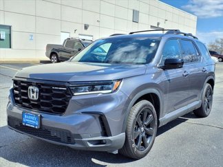 Used 2025 Honda Pilot Black Edition image 1