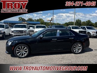 Used 2020 Chrysler 300 Touring L w/ Quick Order Package 2EF image 1