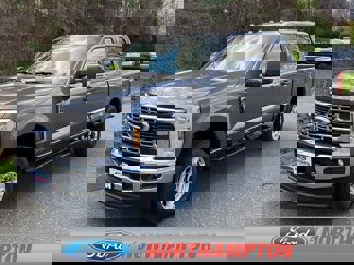 New 2025 Ford F350 XLT image 1
