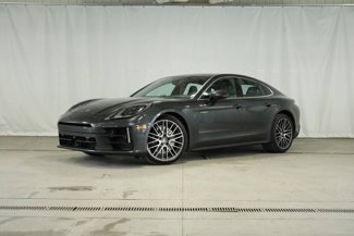 New 2025 Porsche Panamera 4 image 1