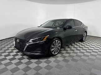 Used 2023 Nissan Altima 2.5 SL image 1