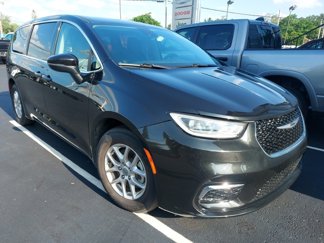 Used 2023 Chrysler Pacifica Touring-L image 1
