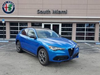New 2025 Alfa Romeo Stelvio Sprint image 1
