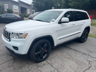 Used 2013 Jeep Grand Cherokee Laredo image 1