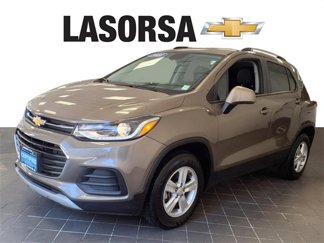 Certified 2022 Chevrolet Trax LT w/ LT Convenience Package image 1