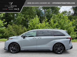 Used 2024 Toyota Sienna XSE image 1
