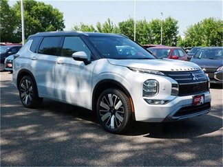 New 2025 Mitsubishi Outlander SEL image 1