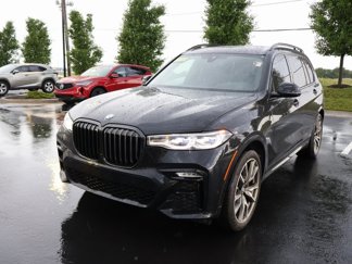 Used 2022 BMW X7 M50i w/ Executive Package image 1